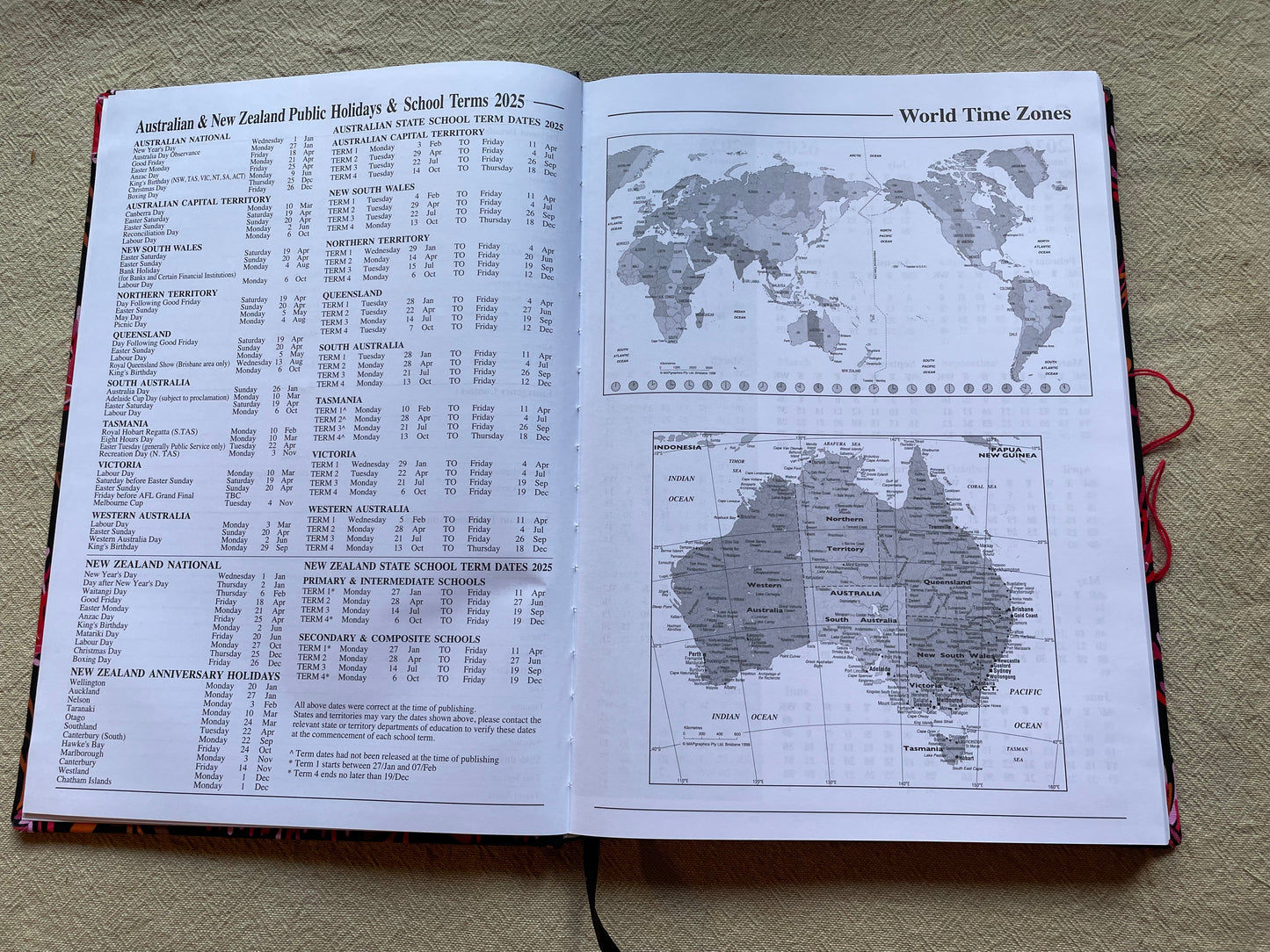 2025 Diaries : A4 Day-to-Page - Red and Blue Gumnuts