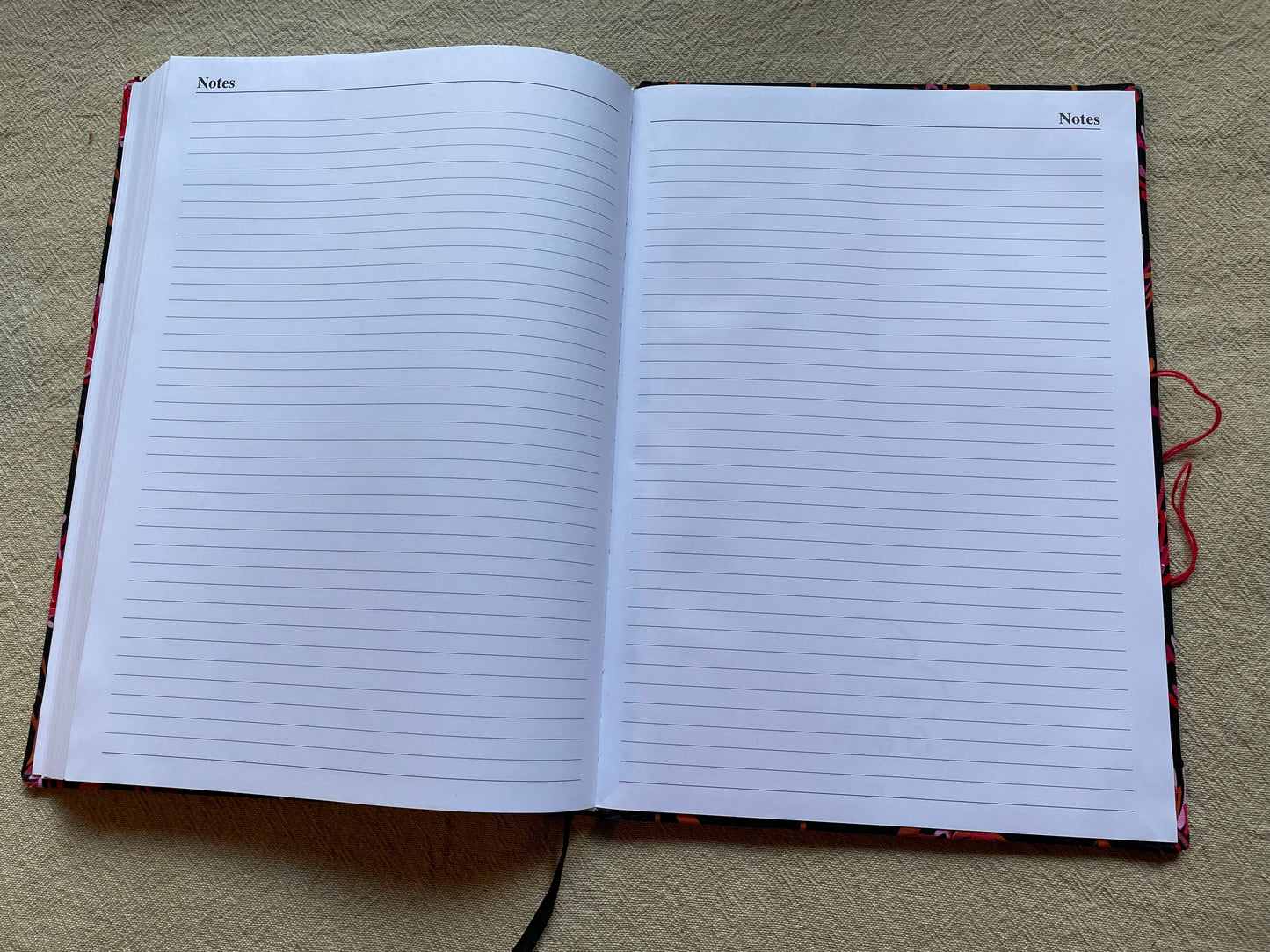 2025 Diaries : A4 Day-to-Page - Red and Blue Gumnuts